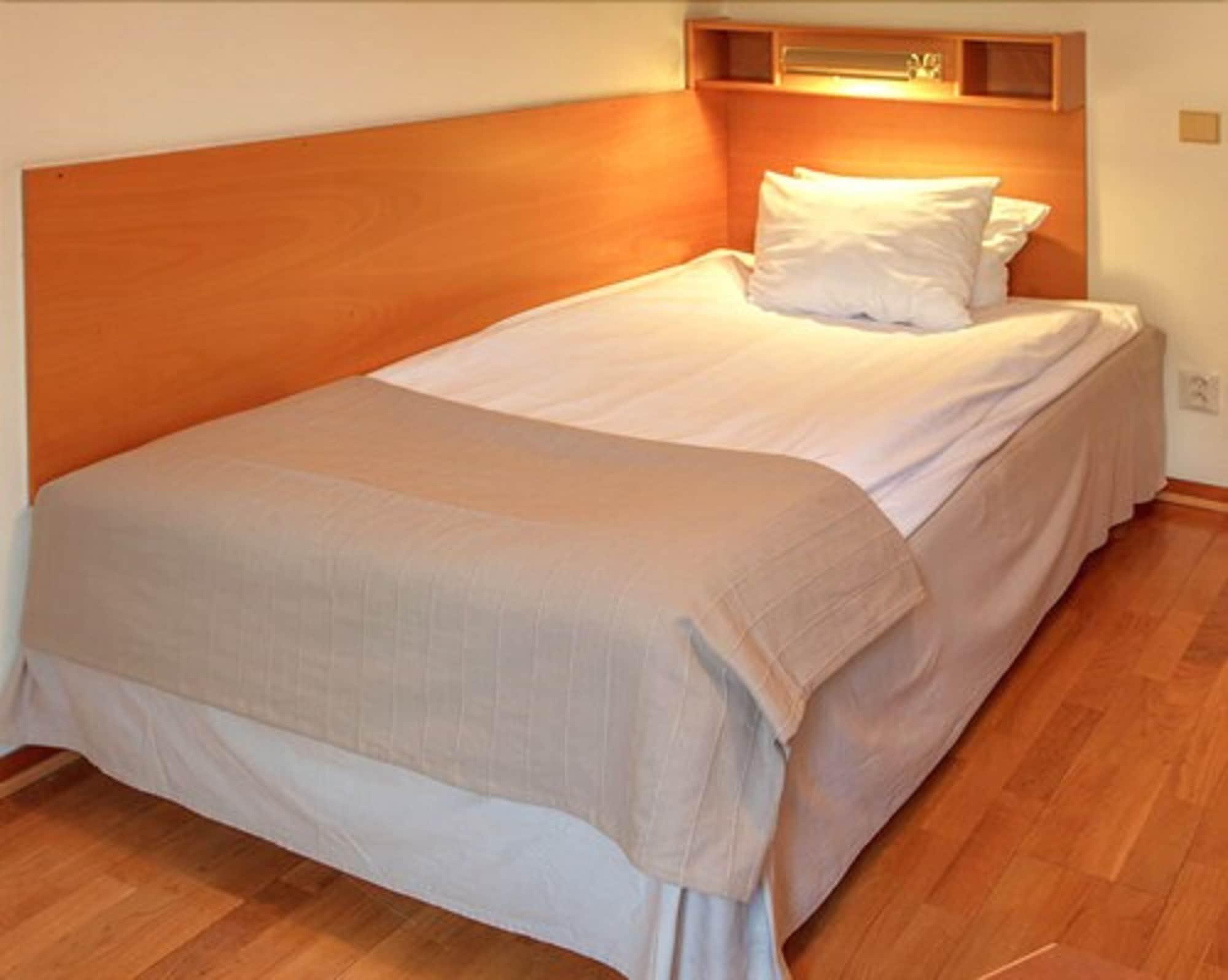 Best Western Hotel Park Astoria Enköping Extérieur photo